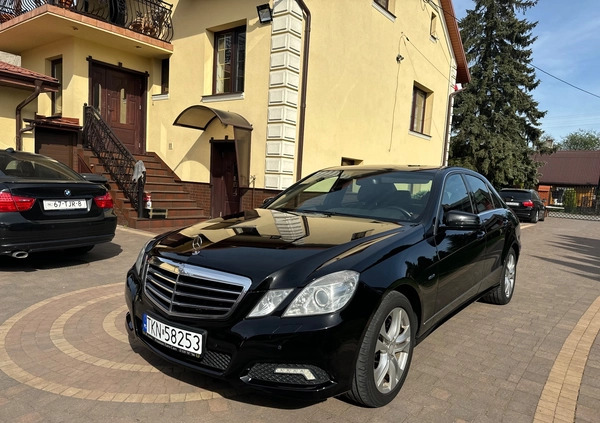 Mercedes-Benz Klasa E cena 43500 przebieg: 302637, rok produkcji 2009 z Wiązów małe 742